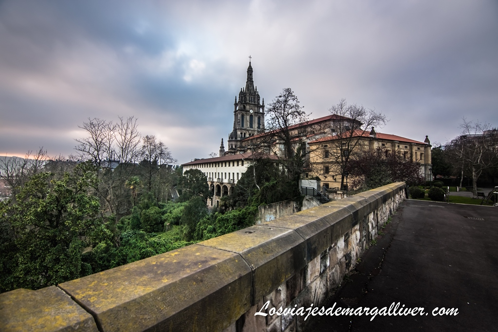 Basilica de Begoña en Bilbao Basilica de Begoña en Bilbao - Los viajes de Margalliver