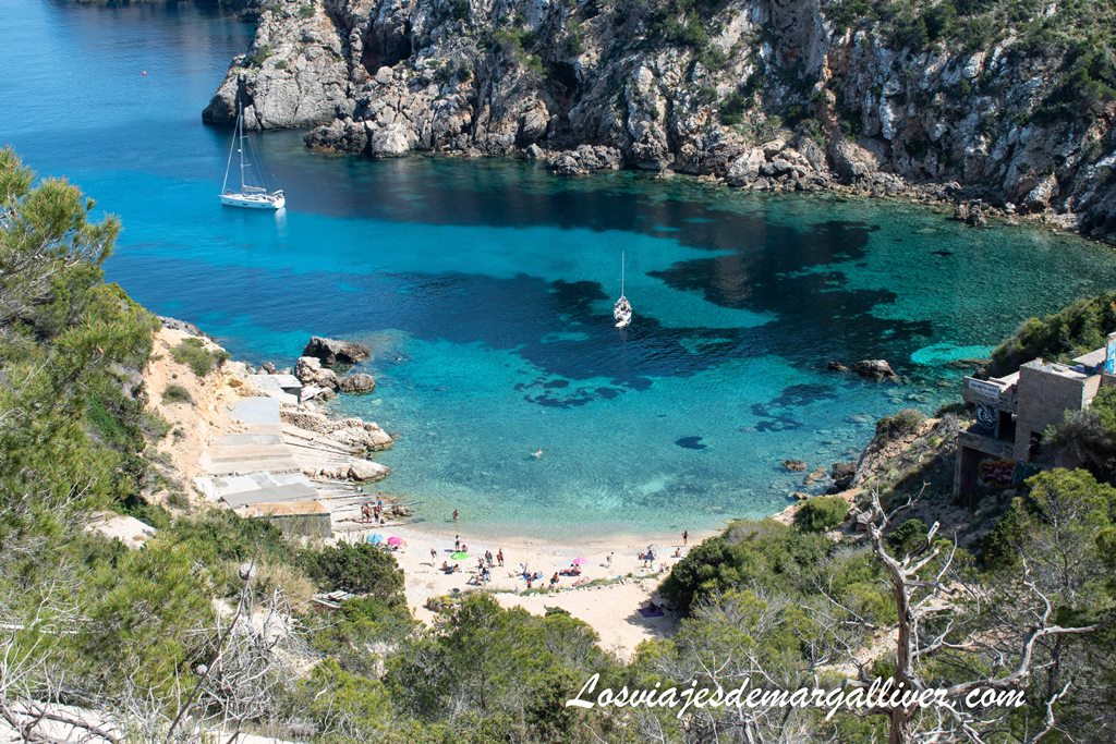 Cala d´en Serra en Qué ver en Ibiza Cala d´en Serra en Qué ver en Ibiza - Los viajes de Margalliver