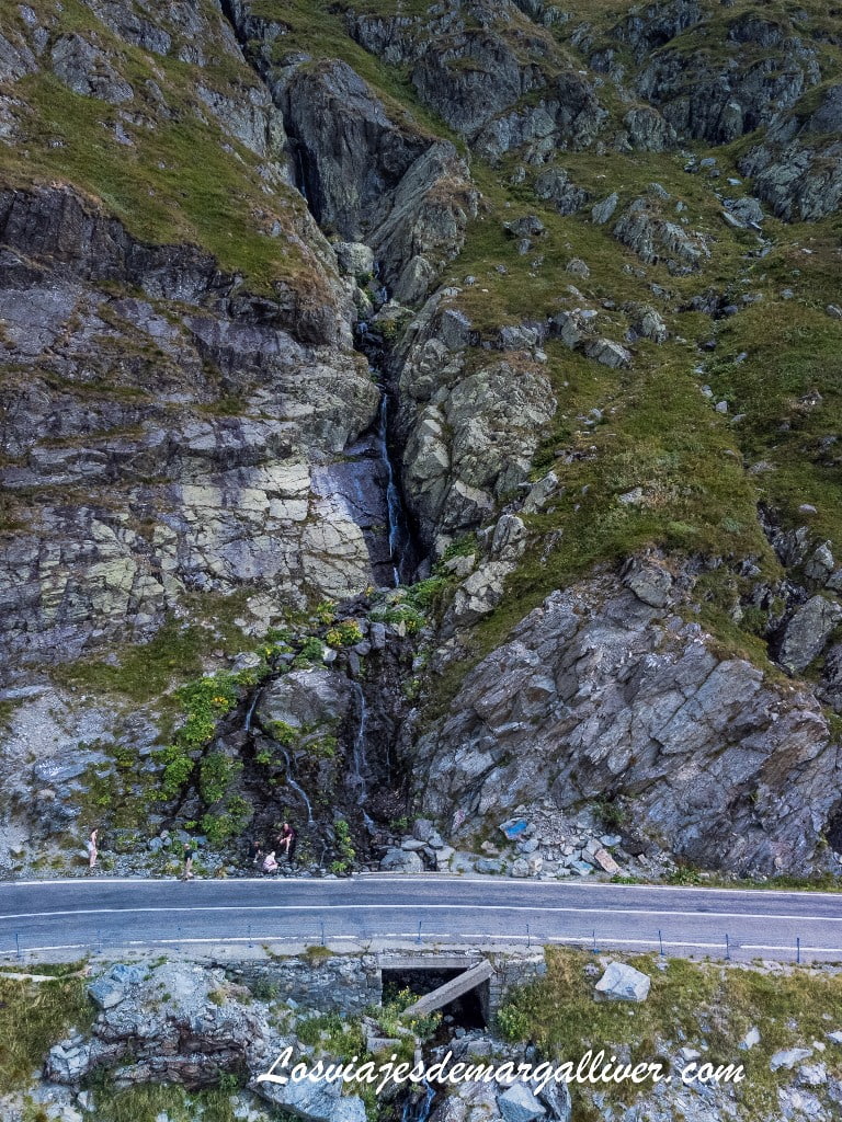 Cascada Capra en la carretera Transfagarasan, Rumanía - Los viajes de Margalliver