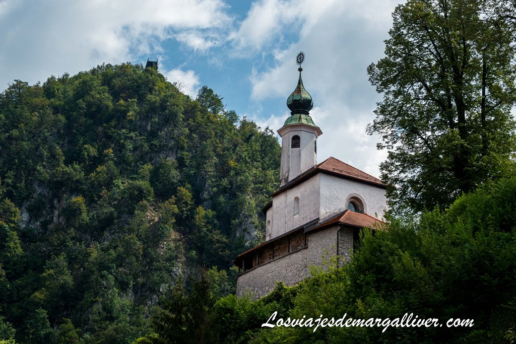 Castillo pequeño de Kamnik en Eslovenia Castillo pequeño de Kamnik en Eslovenia - Los viajes de Margalliver