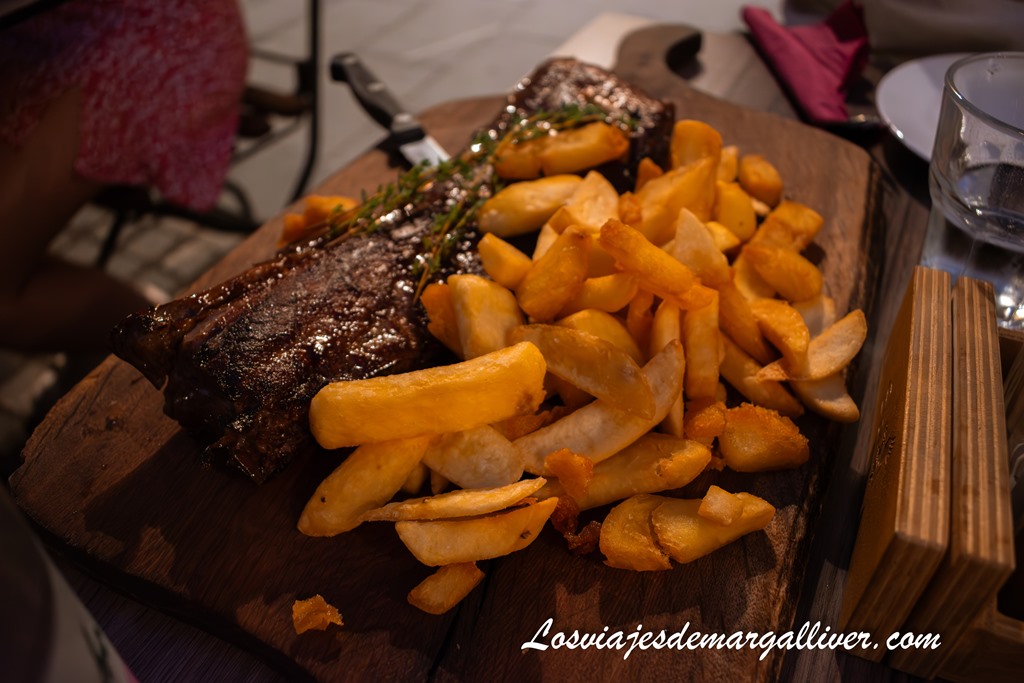 Costillitas del restaurante Sokol en Ljubljana Costillitas del restaurante Sokol en Ljubljana - Los viajes de Margalliver