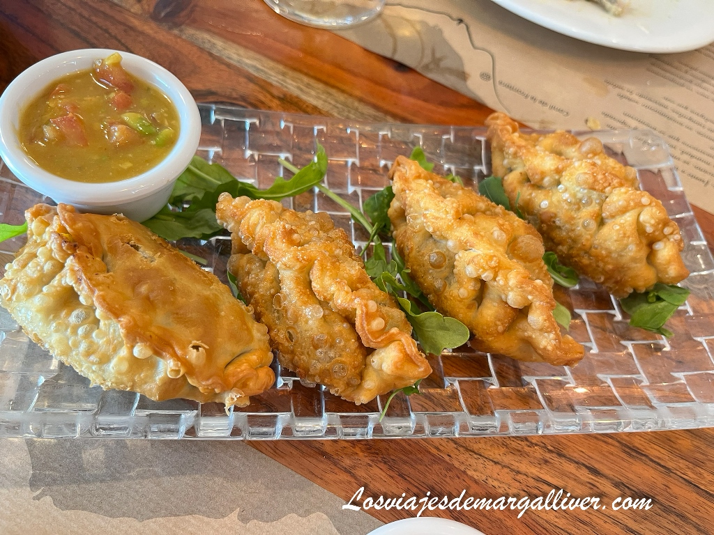 Empanadillas criollas del restaurante Malabata en Conil Empanadillas criollas del restaurante Malabata en Conil - Los viajes de Margalliver