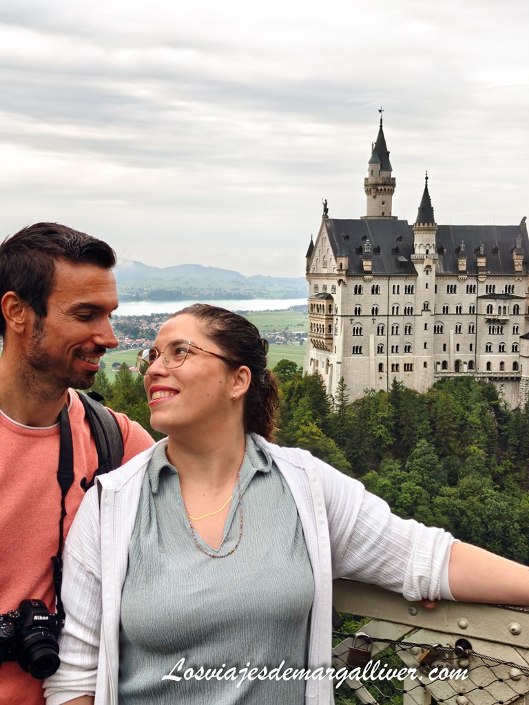 Equipo Margalliver en el castillo de Neuschwanstein Equipo Margalliver en el castillo de Neuschwanstein - Los viajes de Margalliver