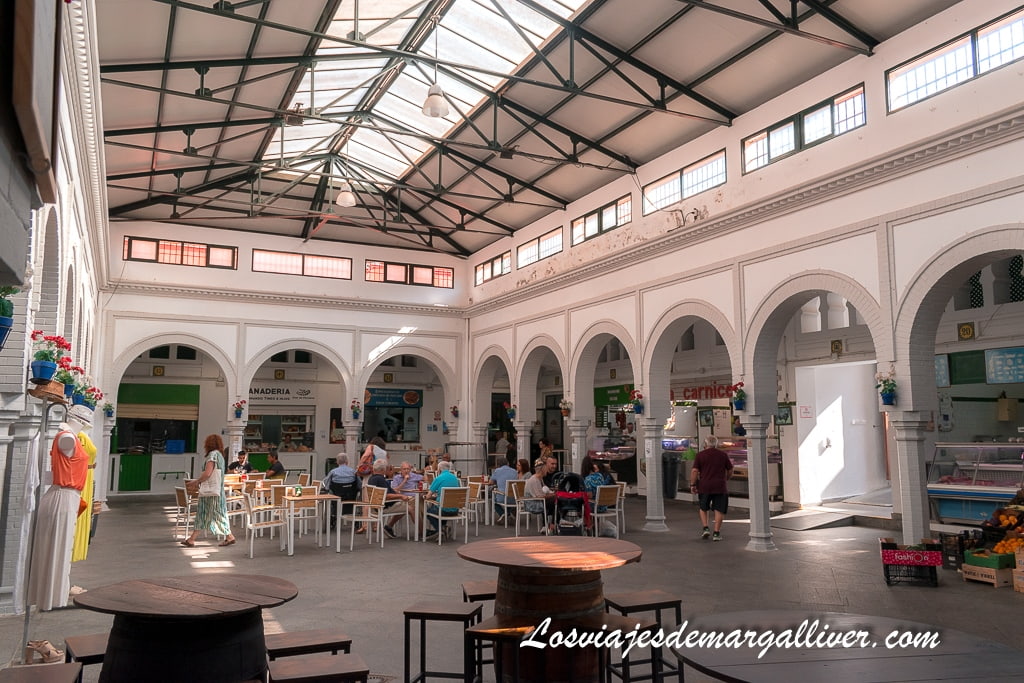 Mercado de abastos en Tarifa Mercado de abastos en Tarifa - Los viajes de Margalliver