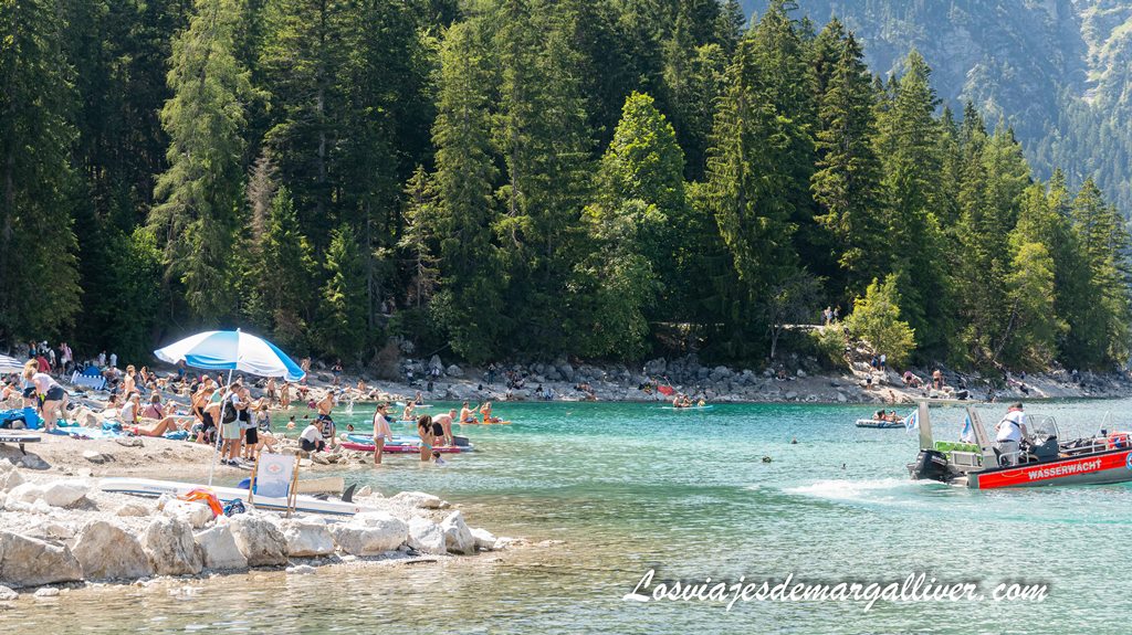 Lago Eibsee en los alpes Bavaros Alemania Lago Eibsee en los alpes Bavaros Alemania - Los viajes de Margalliver