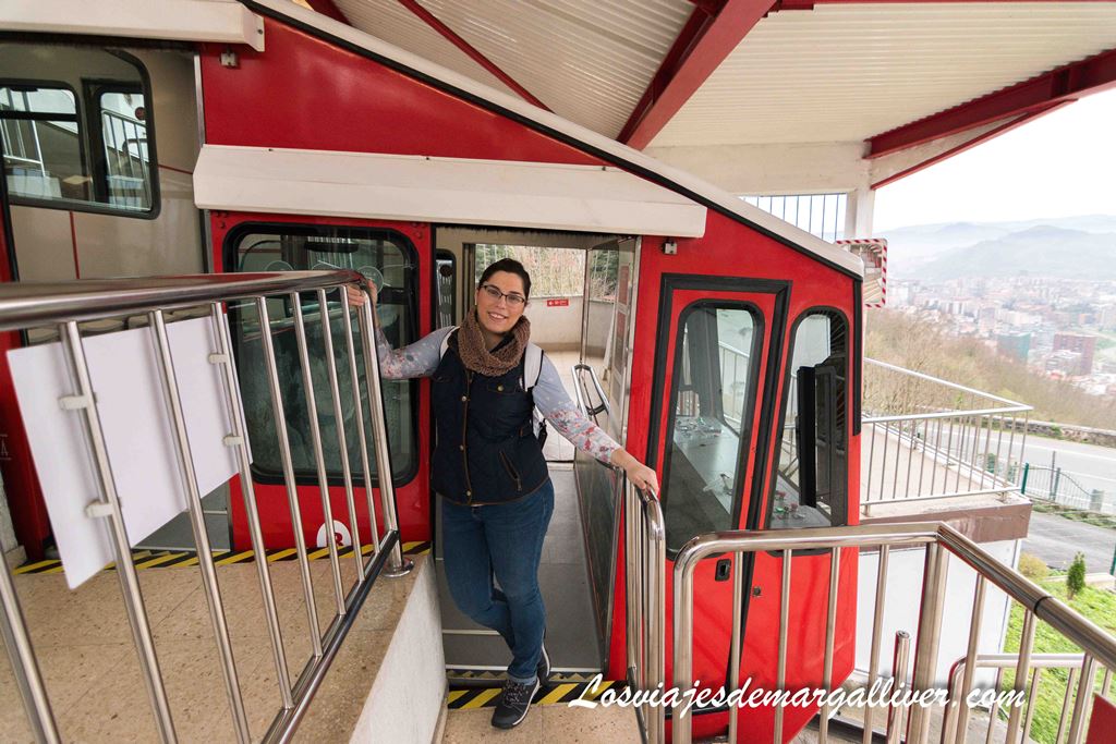 Margalliver en el Funicular de Artxanda, Bilbao Margalliver en el Funicular de Artxanda, Bilbao - Los viajes de Margalliver
