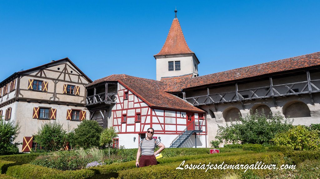 Margalliver en el interior del Castillo de Harburg en la Ruta Romantica de Alemania Margalliver en el interior del Castillo de Harburg en la Ruta Romantica de Alemania - Los viajes de Margalliver
