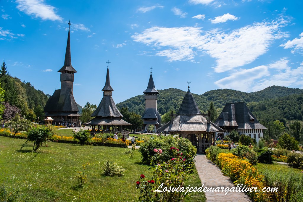 Monasterio de Barsana, quizás el más espectacular de Maramures Monasterio de Barsana, quizás el más espectacular de Maramures - Los viajes de Margalliver
