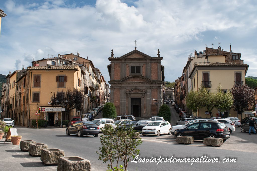Piazza XX Settembre en Bagnaia Viterbo Piazza XX Settembre en Bagnaia Viterbo - Los viajes de Margalliver