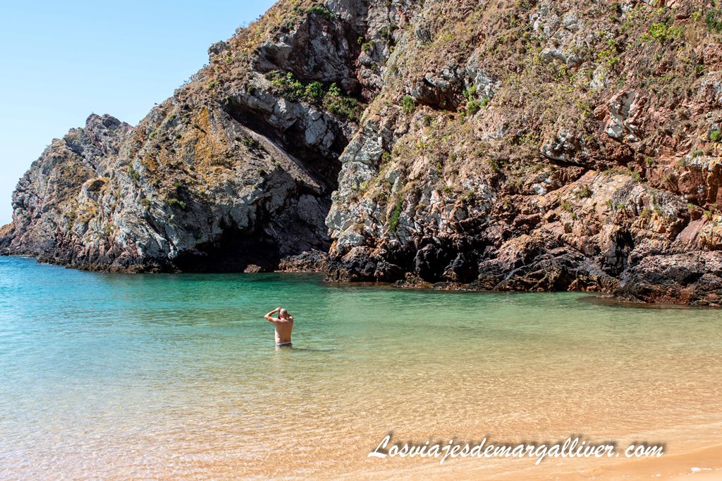 Praia do Carreiro do Mosteiro, la mejor playa de las Islas Berlengas Praia do Carreiro do Mosteiro, la mejor playa de las Islas Berlengas - Los viajes de Margalliver