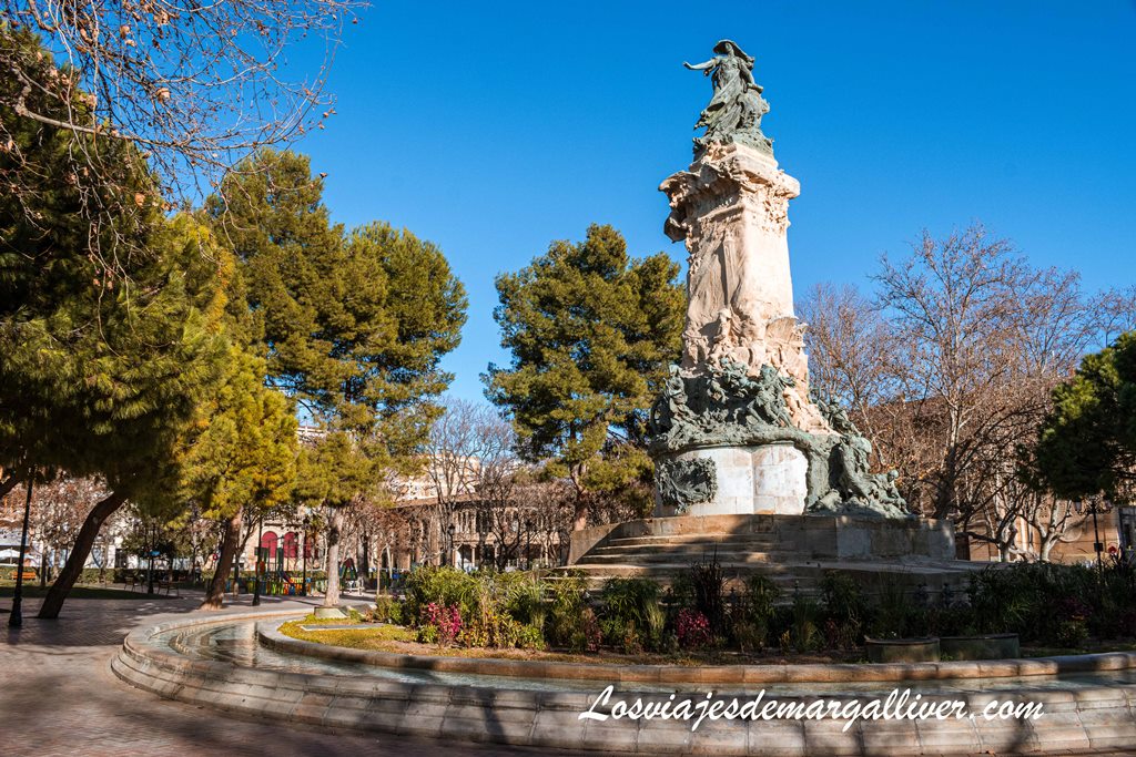 Plaza de los Sitios en Zaragoza Plaza de los Sitios en Zaragoza - Los viajes de Margalliver