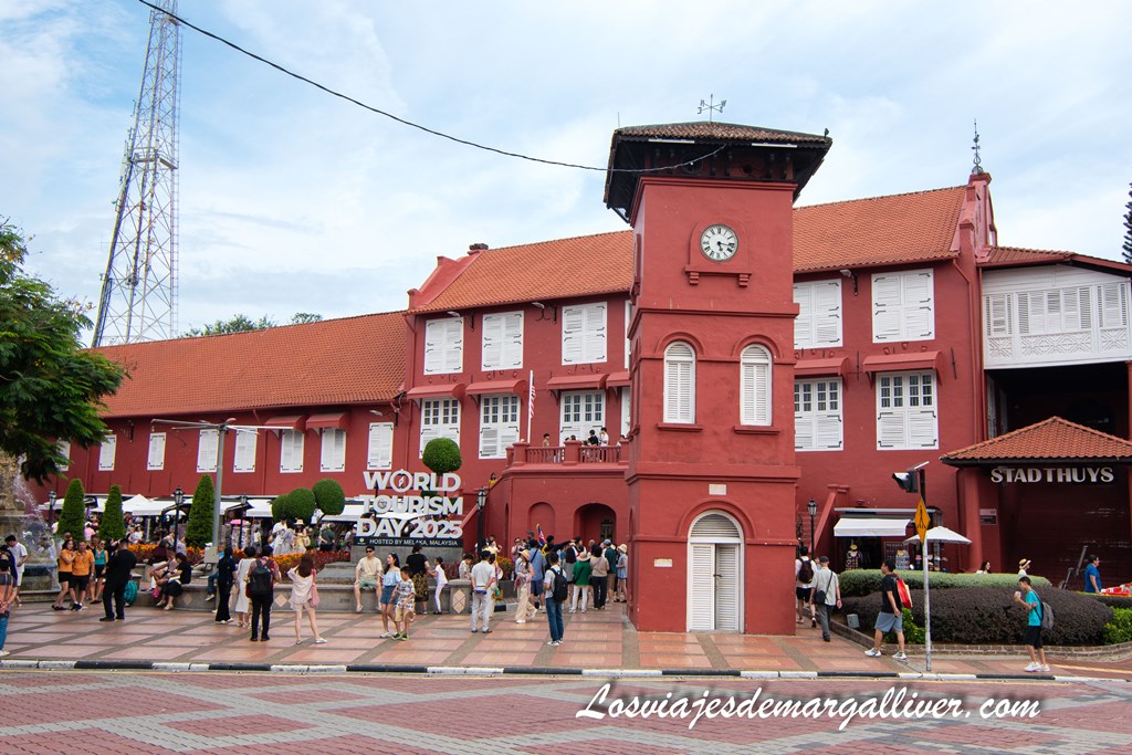 Plaza roja de Malaca, el centro neurálgico de la ciudad Plaza roja de Malaca, el centro neurálgico de la ciudad - Los viajes de Margalliver
