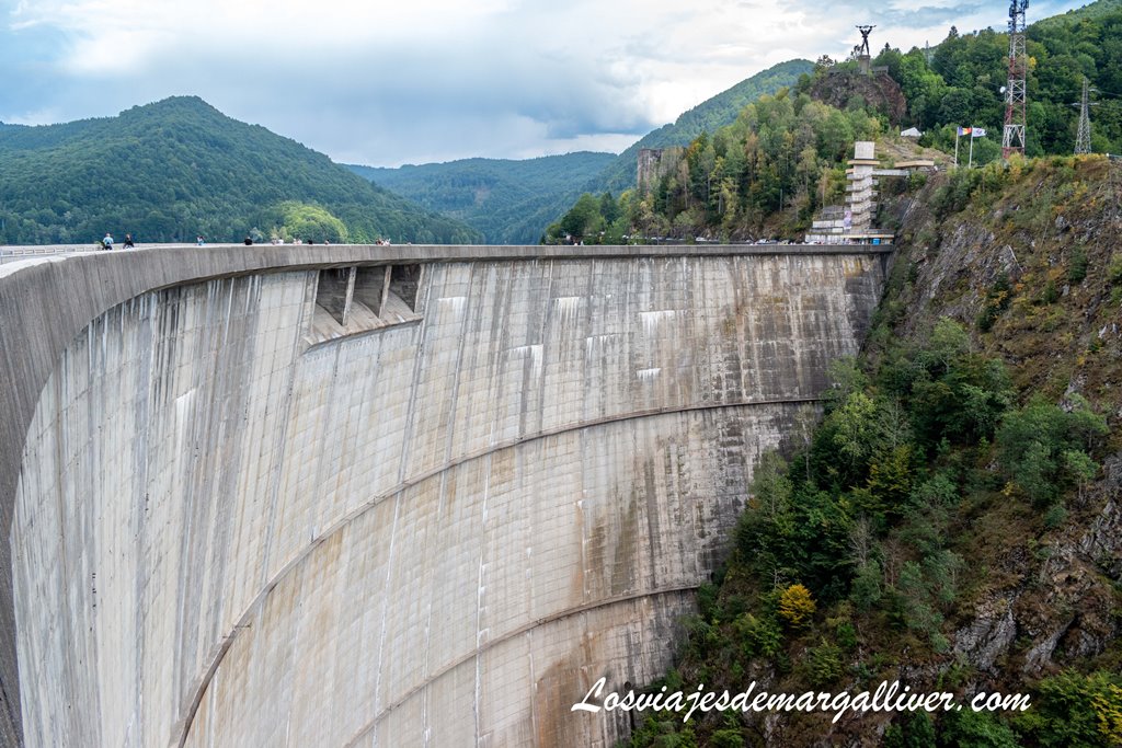 Presa Vidraru, qué visitar en la carretera Transfagarasan - Los viajes de Margalliver