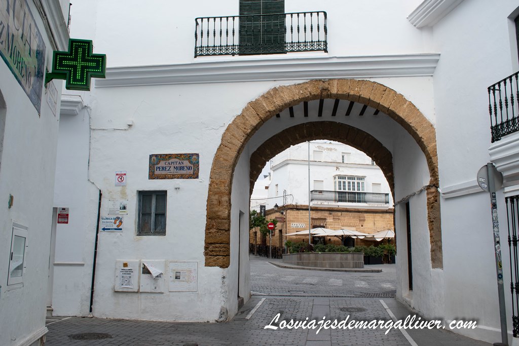 Puerta de la Villa en Conil de la Frontera Puerta de la Villa en Conil de la Frontera - Los viajes de Margalliver