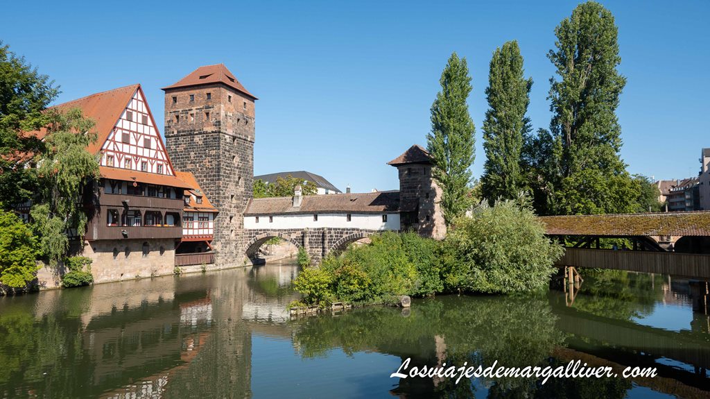 Reflejos de los puentes de Nuremberg en el rio Reflejos de los puentes de Nuremberg en el rio - Los viajes de Margalliver