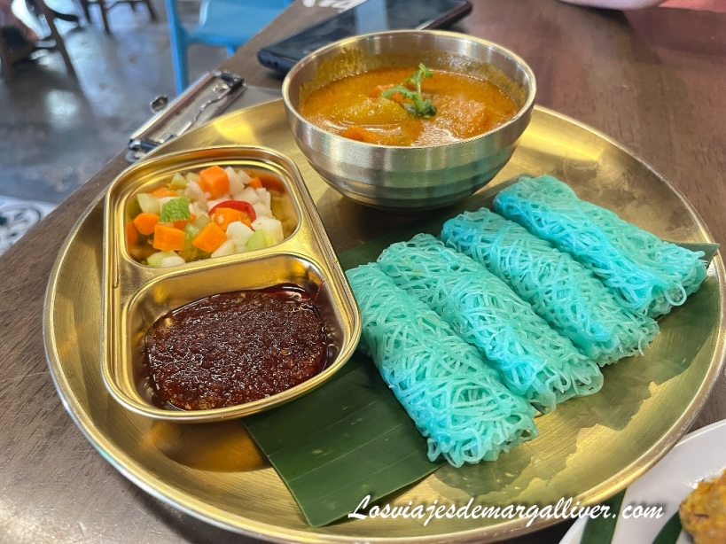 Algunos platos peranakan del restaurante Baba Yaka en Malaca Algunos platos peranakan del restaurante Baba Yaka en Malaca - Los viajes de Margalliver