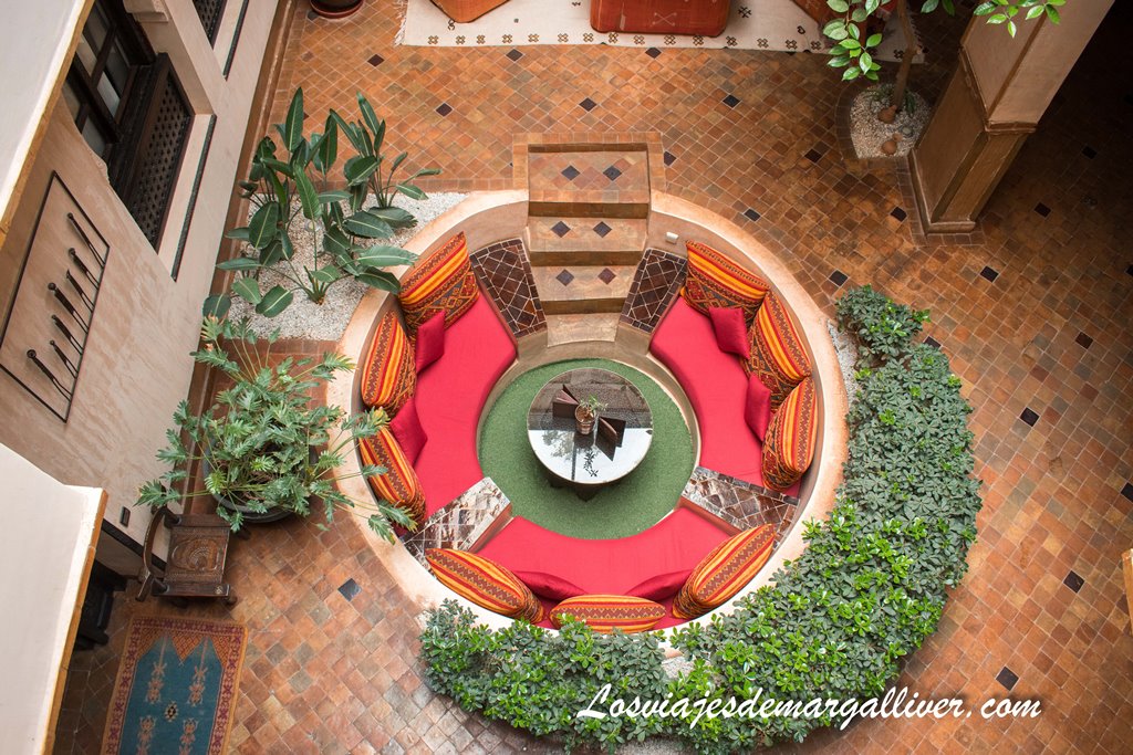 Sillón original en el Les Sources Berber Riad & Spa de Marrakech Sillón original en el Les Sources Berber Riad & Spa de Marrakech - Los viajes de Margalliver