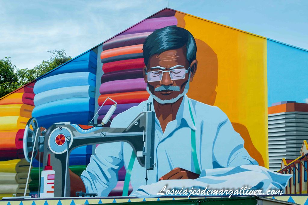Uno de los murales más coloridos de Little India en Singapur Uno de los murales más coloridos de Little India en Singapur - Los viajes de Margalliver