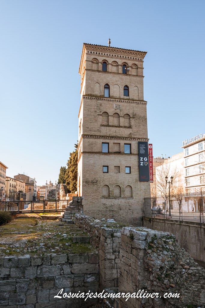 Torreón de la Zuda, actual punto de información turística de Zaragoza Torreón de la Zuda, actual punto de información turística de Zaragoza - Los viajes de Margalliver