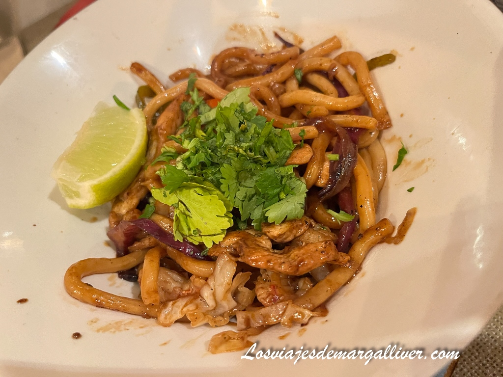 Udon Goyang del restaurante Mistura en Conil Udon Goyang del restaurante Mistura en Conil - Los viajes de Margalliver
