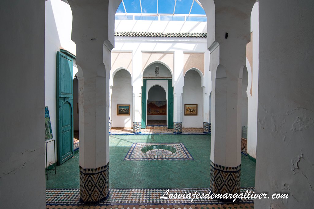 Uno de los patios exteriores del Museo de Marrakech Uno de los patios exteriores del Museo de Marrakech - Los viajes de Margalliver