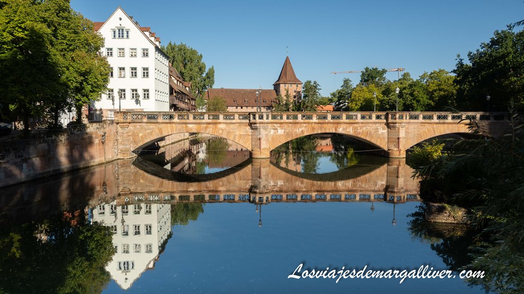 Uno de los preciosos puentes de Nuremberg Uno de los preciosos puentes de Nuremberg - Los viajes de Margalliver