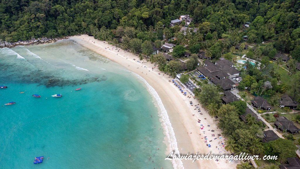 Vista aéra del Perhentian Island Resort, en Malasia - Ruta por Singapur y Malasia Vista aéra del Perhentian Island Resort, en Malasia - Los viajes de Margalliver
