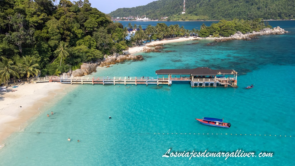 Vistas aereas de la isla de Besar en las Perhentian, Malasia Vistas aereas de la isla de Besar en las Perhentian, Malasia - Los viajes de Margalliver