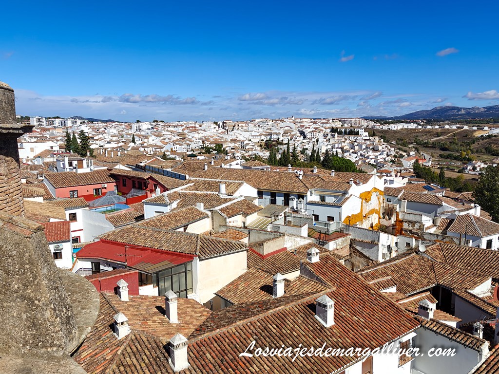 Vistas desde el campanario de la Iglesia de Santa María la Mayor en Ronda Vistas desde el campanario de la Iglesia de Santa María la Mayor en Ronda - Los viajes de Margalliver