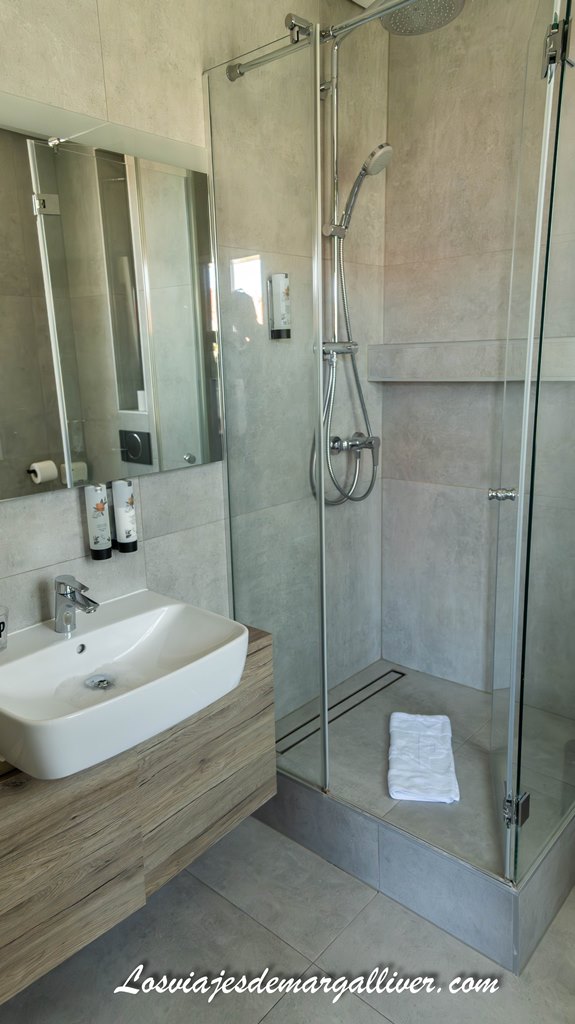 Bano de la habitacion del Hotel Das Paul en Nuremberg Bano de la habitacion del Hotel Das Paul en Nuremberg - Los viajes de Margalliver