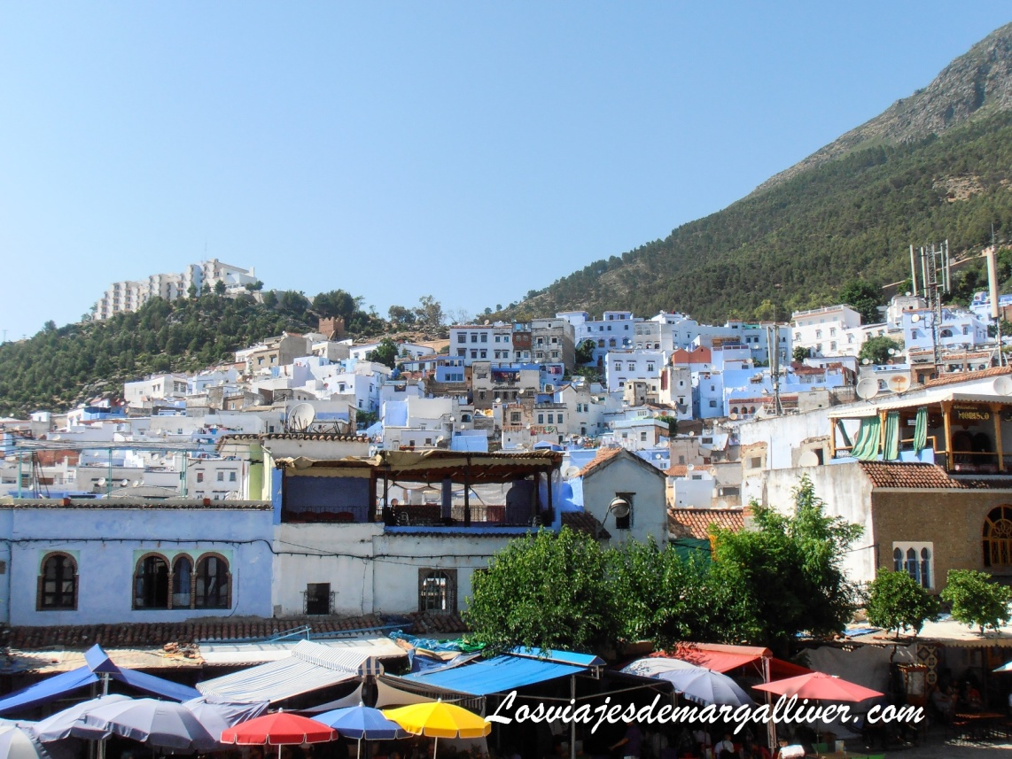 Panorámica de Chefchaouen desde la plaza Panorámica de Chefchaouen desde la plaza - Los viajes de Margalliver